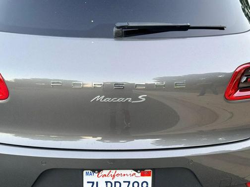 Gray 2015 Porsche Macan Macan Sport Edition