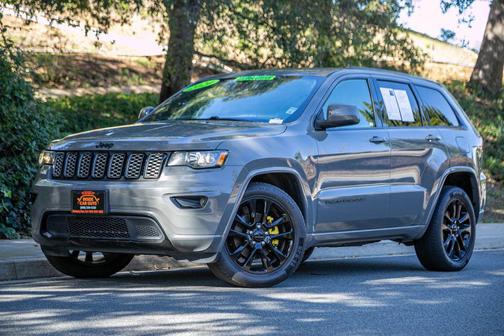 2020 Jeep Grand Cherokee Altitude