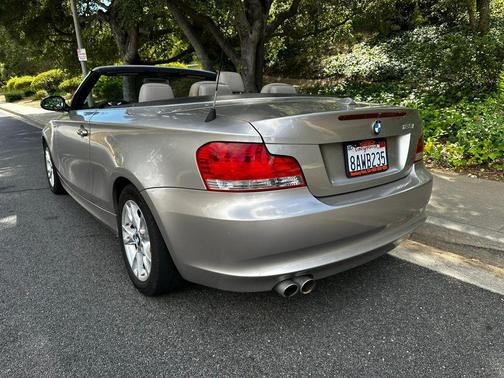 2009 BMW 128 128i Convertible 2D