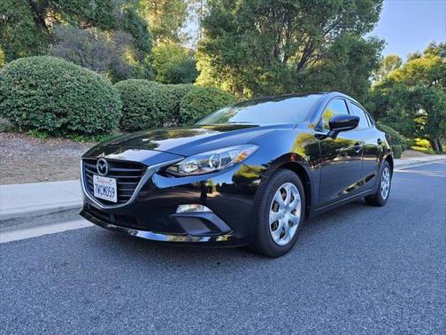 2016 Mazda Mazda3 i Sport