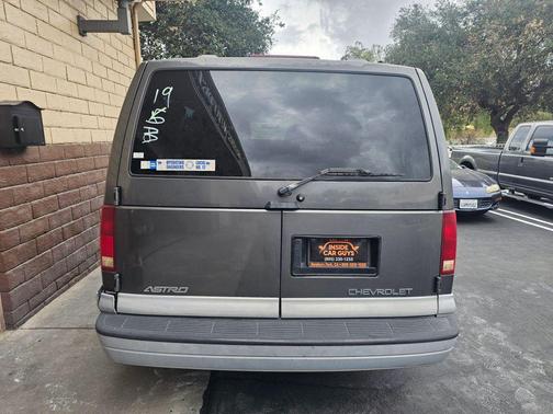2000 Chevrolet Astro Base