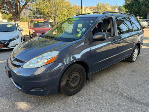 2006 Toyota Sienna LE