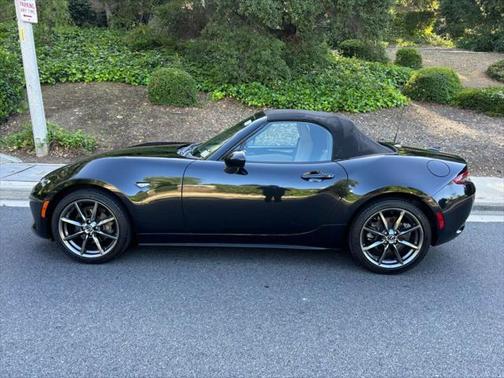 2016 Mazda MX-5 Miata Grand Touring