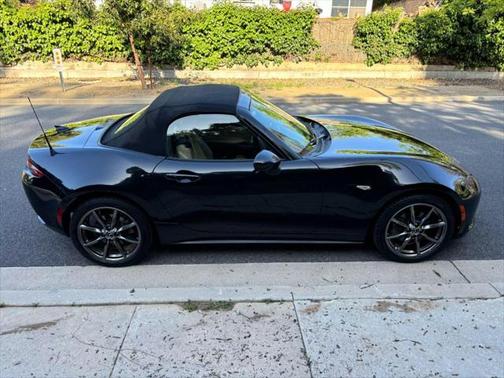 2016 Mazda MX-5 Miata Grand Touring