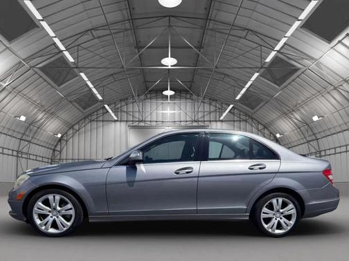 2009 Mercedes-Benz C-Class Luxury