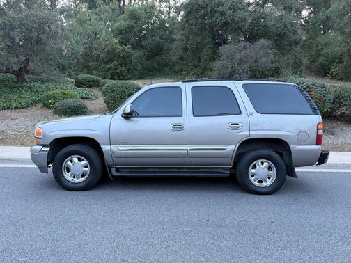 2003 GMC Yukon SLT