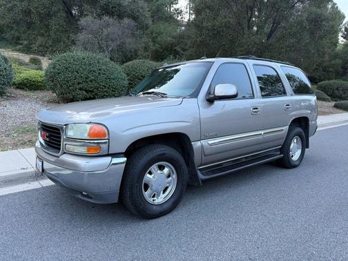 2003 GMC Yukon SLT