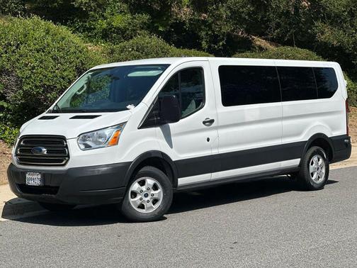 Oxford White 2018 Ford Transit-350 XLT