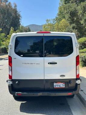 Oxford White 2018 Ford Transit-350 XLT