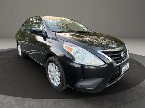 2016 Nissan Versa 1.6 S+
