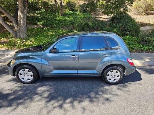 2006 Chrysler PT Cruiser Base