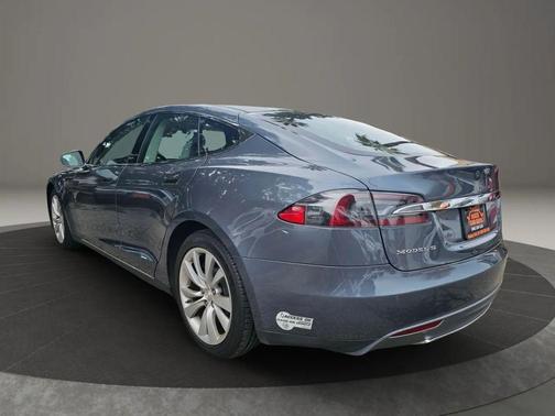 2013 Tesla Model S Sedan 4D