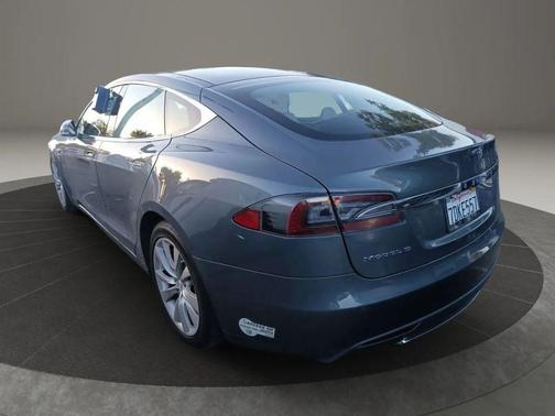 2013 Tesla Model S Sedan 4D