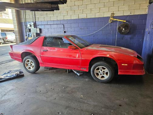 1989 Chevrolet Camaro IROC Z28 2D Coupe