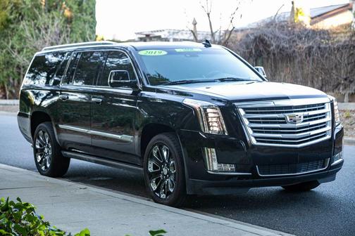 2019 Cadillac Escalade ESV Sport Platinum