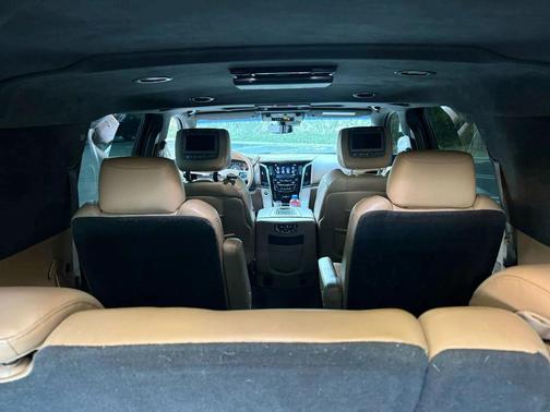 2019 Cadillac Escalade ESV Sport Platinum