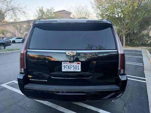 2019 Cadillac Escalade ESV Sport Platinum