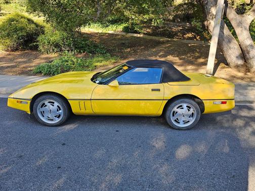 1988 Chevrolet Corvette Base