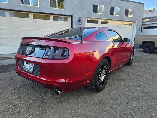 2013 Ford Mustang V6 Premium