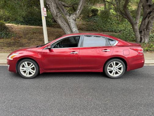2013 Nissan Altima 3.5 SV