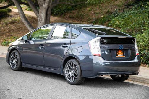 2011 Toyota Prius IV