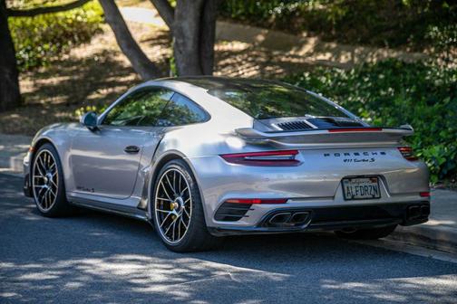 2018 Porsche 911 Turbo S
