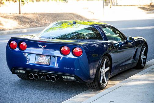 2005 Chevrolet Corvette Base