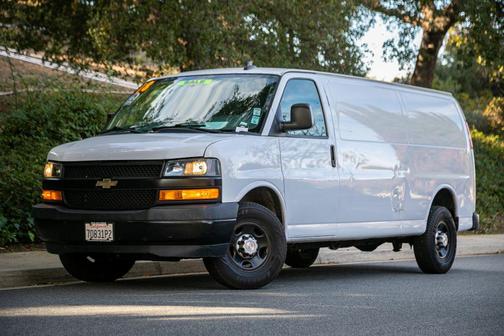 2018 Chevrolet Express 2500 Work Van
