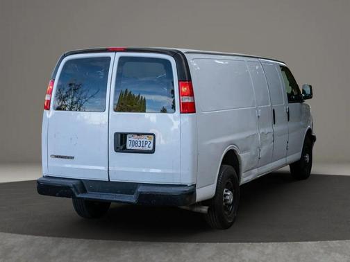 2018 Chevrolet Express 2500 Work Van