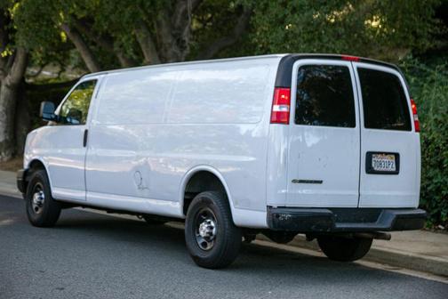 2018 Chevrolet Express 2500 Work Van