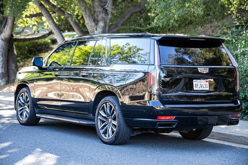 2021 Cadillac Escalade ESV Sport Platinum