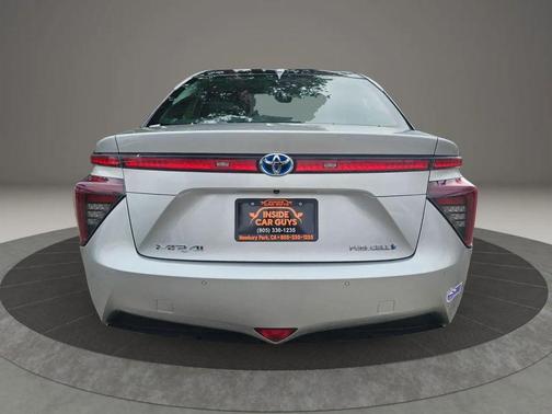 2018 Toyota Mirai Base