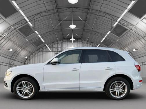 2017 Audi Q5 2.0T Premium Plus