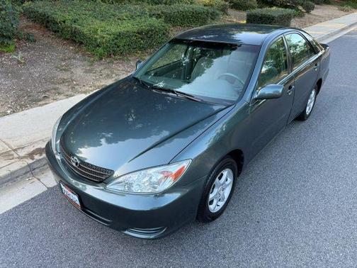 Green Metallic 2004 Toyota Camry LE