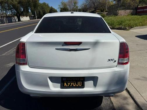 2013 Chrysler 300 S
