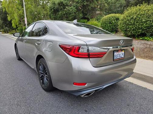 2017 Lexus ES 350 Base