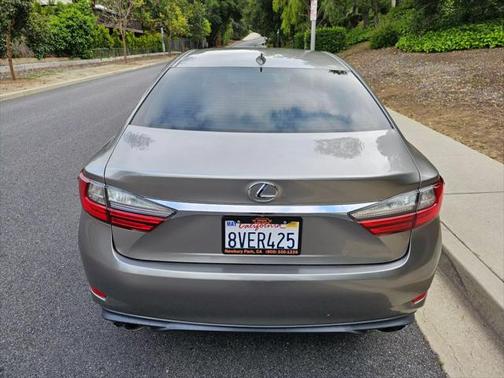 2017 Lexus ES 350 Base