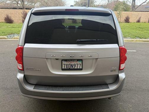 2016 Dodge Grand Caravan R/T