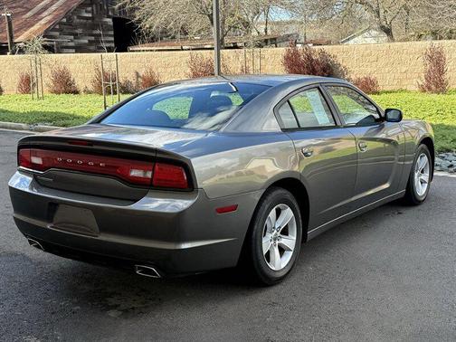 2011 Dodge Charger Base