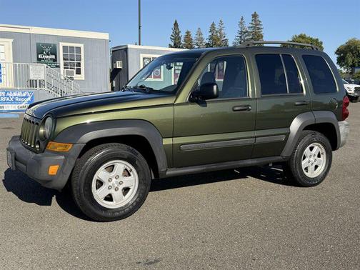 Jeep Green Metallic Clearcoat 2006 Jeep Liberty Sport
