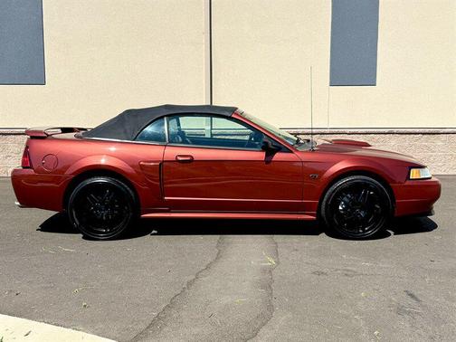 2001 Ford Mustang GT