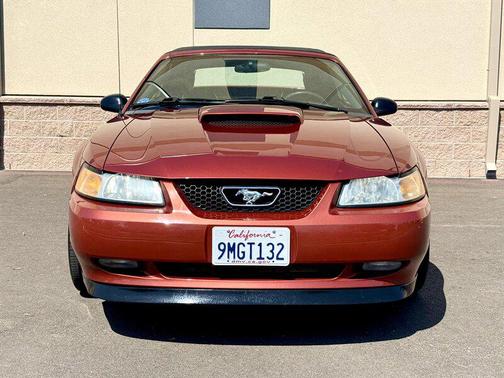 2001 Ford Mustang GT