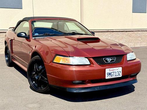2001 Ford Mustang GT
