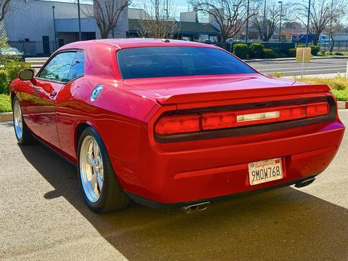 2012 Dodge Challenger R/T