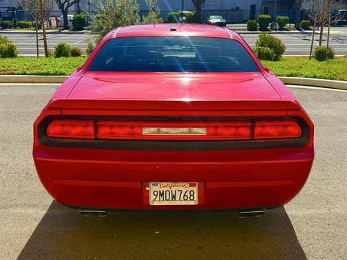 2012 Dodge Challenger R/T