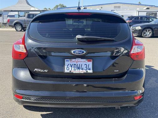 Tuxedo Black 2013 Ford Focus SE