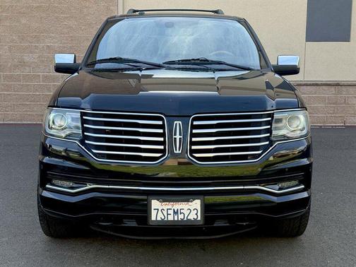 2015 Lincoln Navigator Base