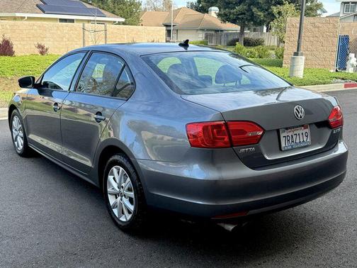 2011 Volkswagen Jetta SE