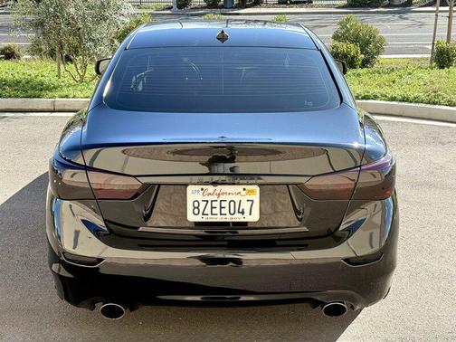 2017 INFINITI Q50 3.0t Signature Edition