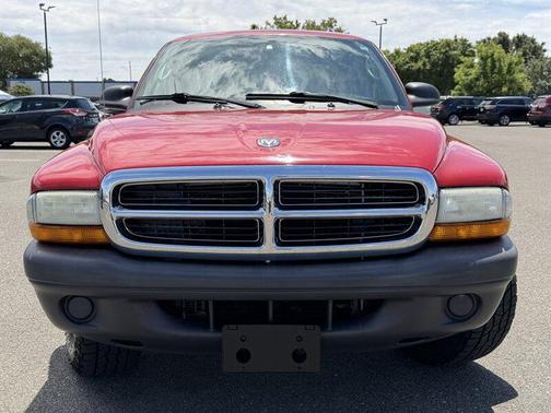 Red 2004 Dodge Dakota Base